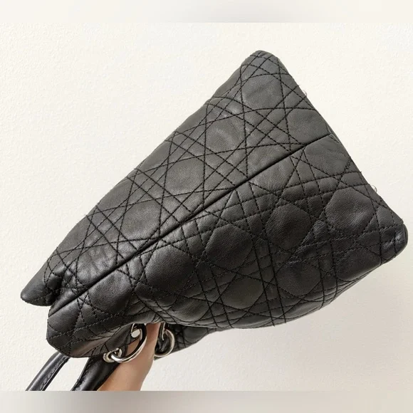 Christian Dior Lambskin Cannage Lady Dior - Picture 3 of 15